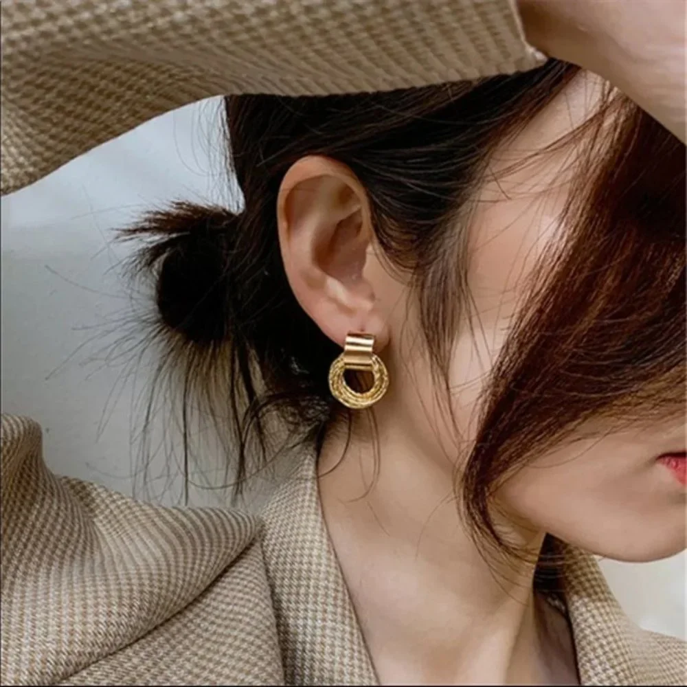 Stunning Gold Circle Earrings